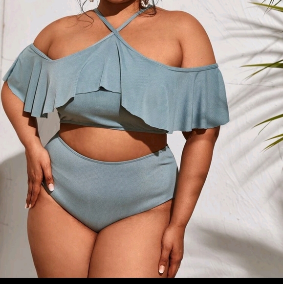 Shein Ruffle Bikini - Picture 3 of 3